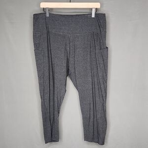 N.Y.L. Capri Leggings - Women'd Plus Size 2XL